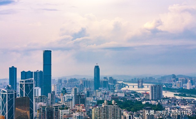 江淮大地，八皖之乡。新一届中央委员和候补委员中有多少安徽人？