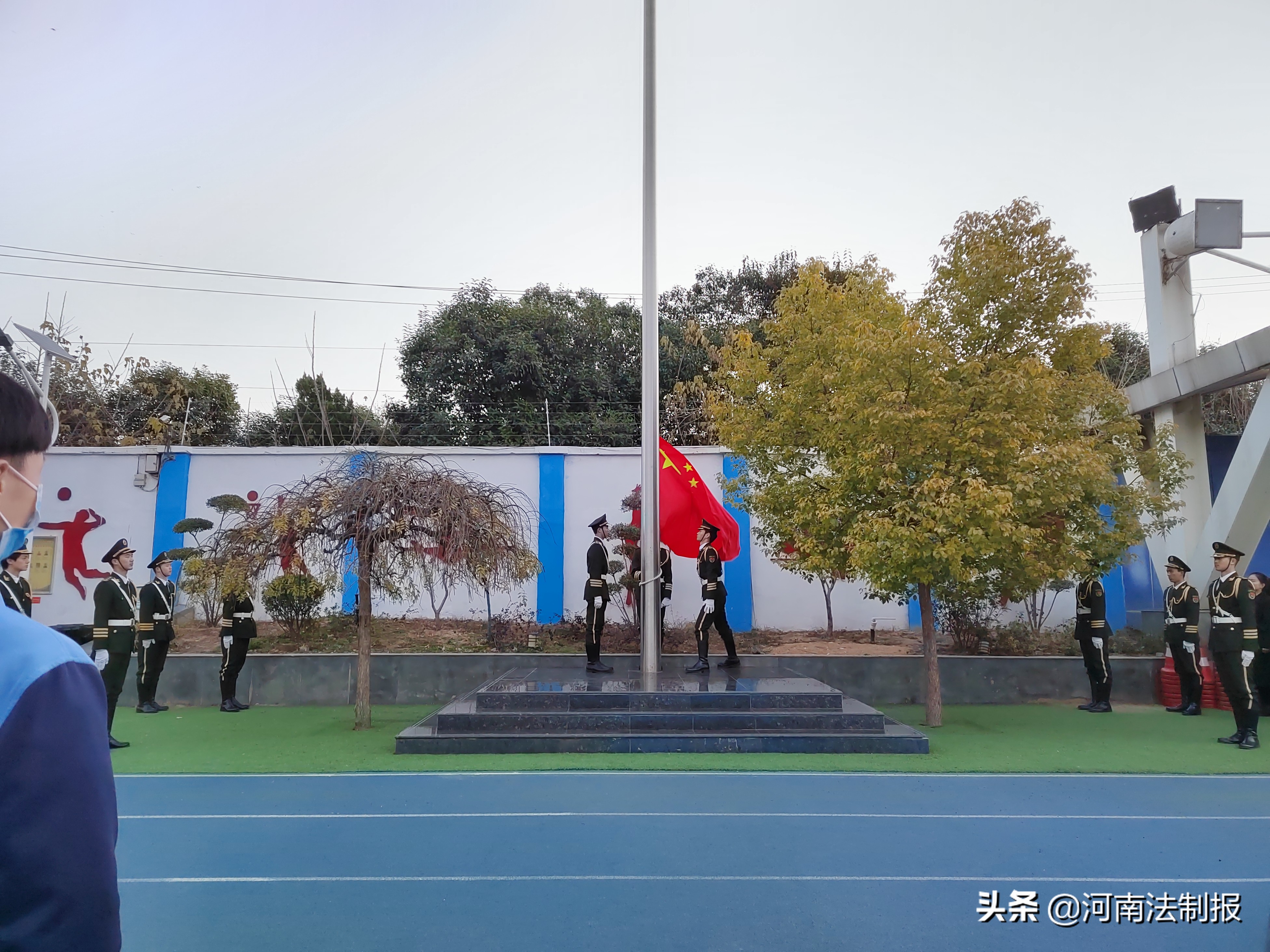 郑州市第一〇七高级中学：争当校园之星彰显榜样力