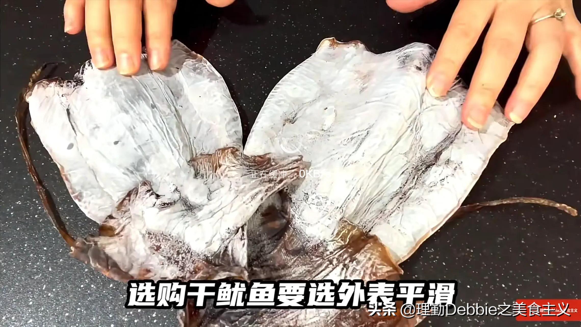 如何泡发干墨鱼和干鱿鱼,干鱿鱼不用碱还有什么办法泡开