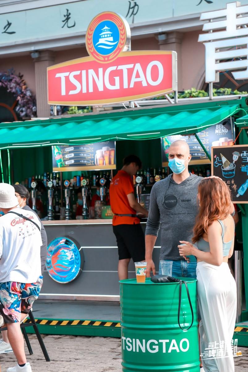 炎炎夏日来一杯清凉的啤酒,夏日炎炎海风