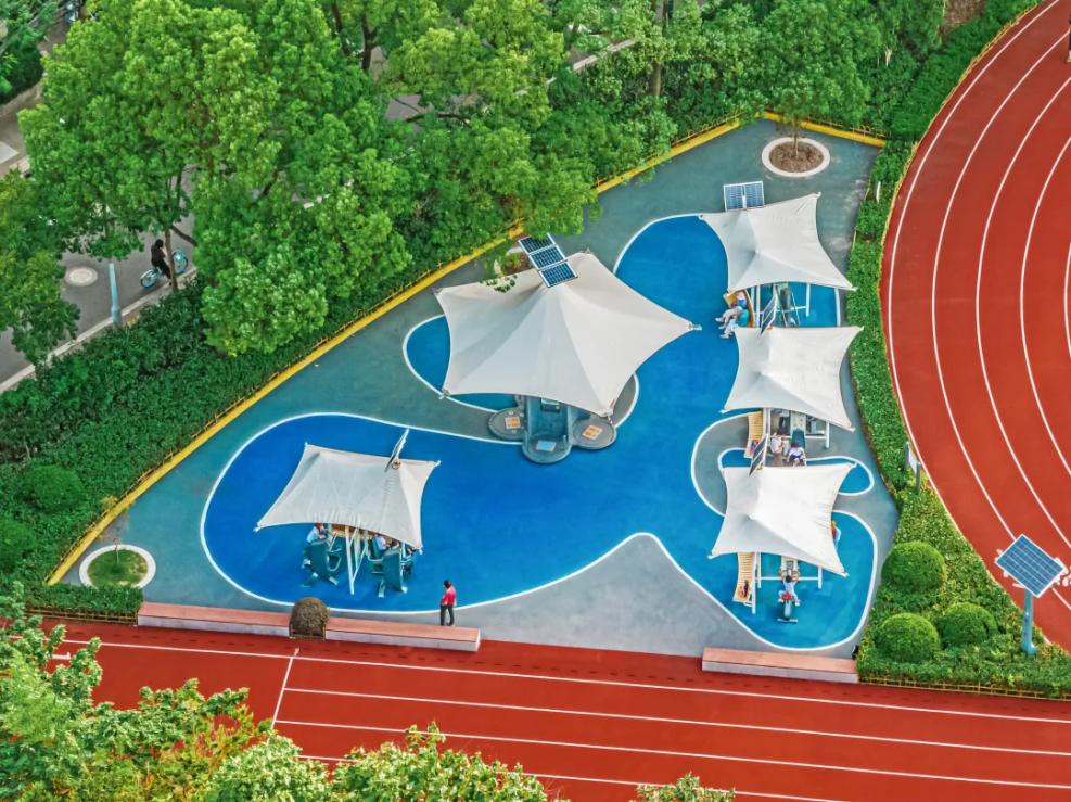 室外九处智能健身房,沸腾智能健身房