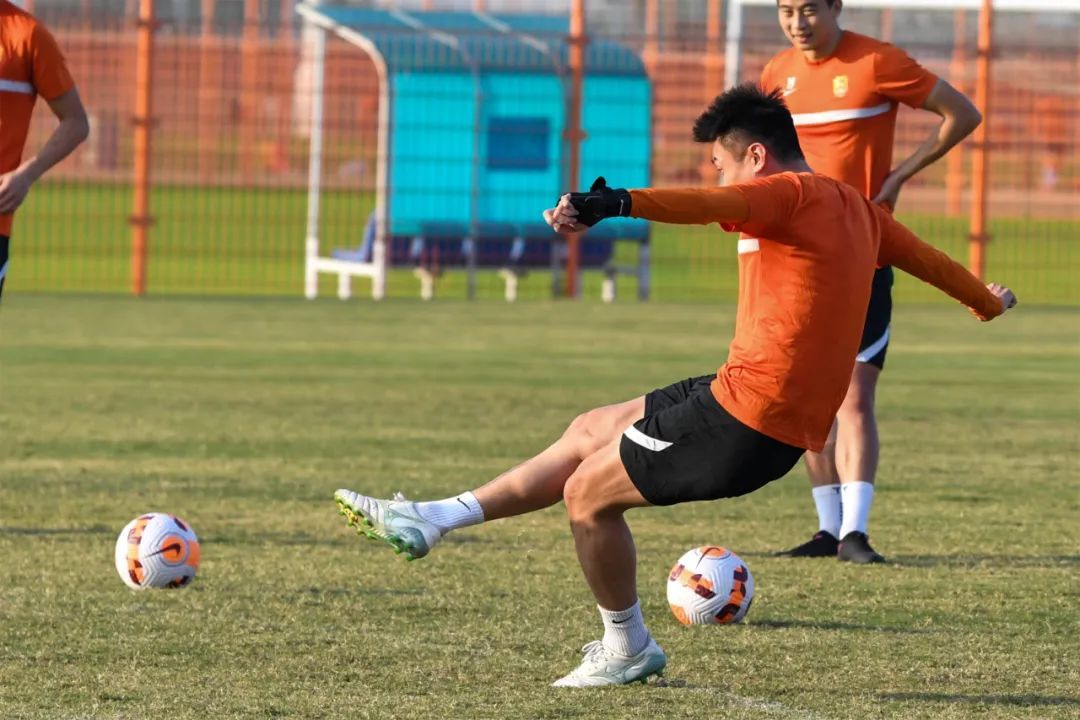 武汉外援布鲁诺,武汉长江布鲁诺