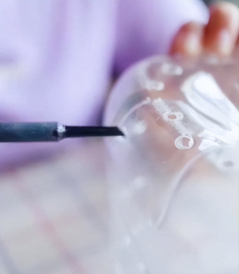 废旧塑料瓶改造花盆小妙招,废旧塑料桶制作花盆教程