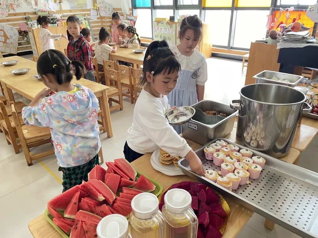 倾听儿童相伴成长六一节视频,六一儿童游玩活动