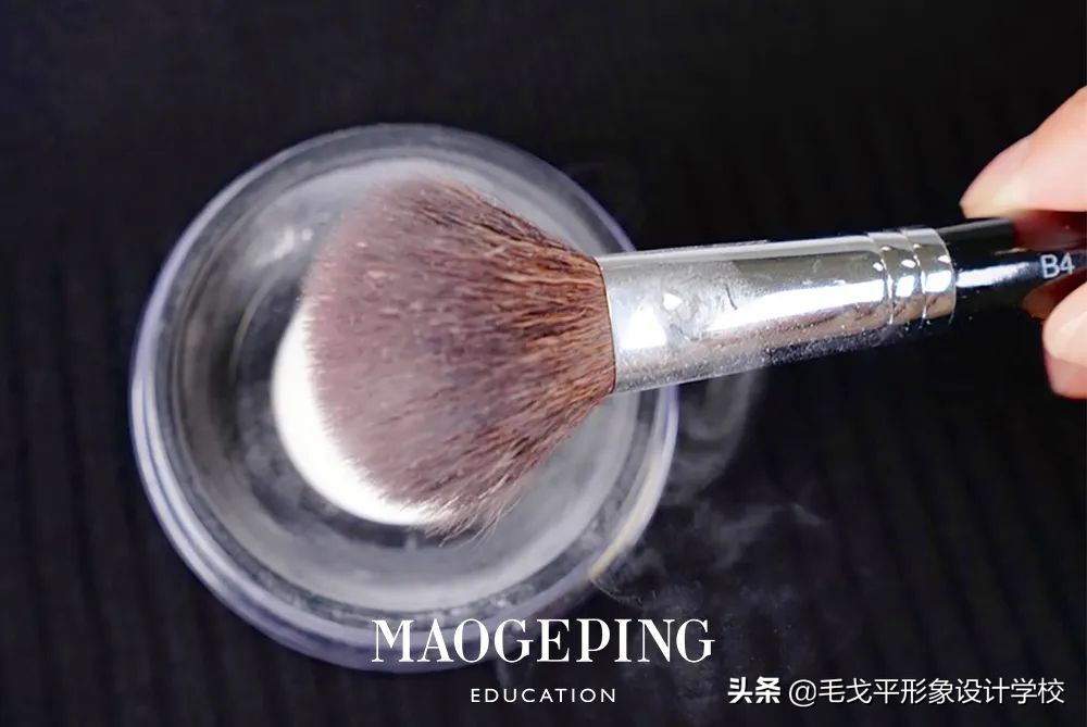 又来教你们详细化妆步骤了,化妆步骤的先后顺序图手残党