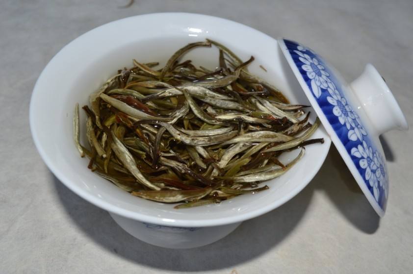 月光白云南白茶,云南月光白茶价格