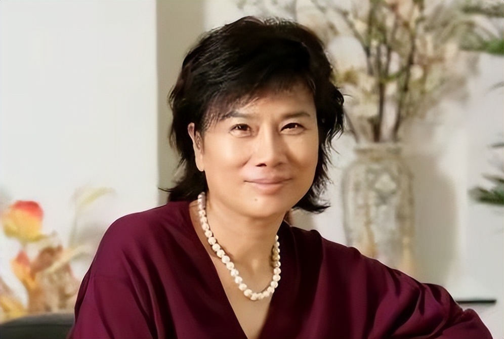 单亲妈妈打工挣钱不够花,单亲妈妈打拼20年身家千万