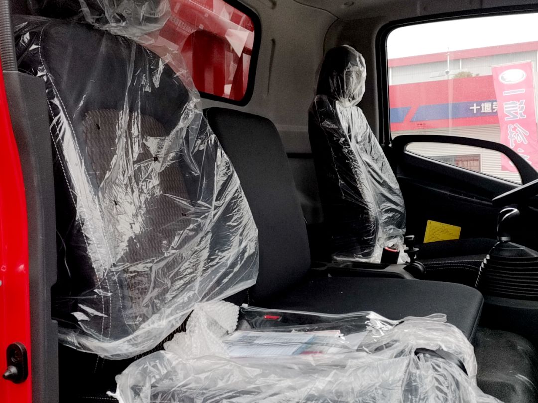 十堰龙信二手车市场雅阁,十堰龙信国际汽车城二手车直播