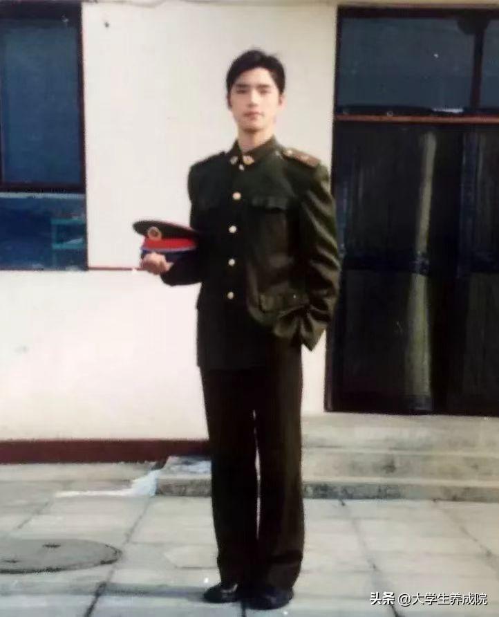 阿云嘎从草原少年成长为王子,阿云嘎在草原上生活了多久