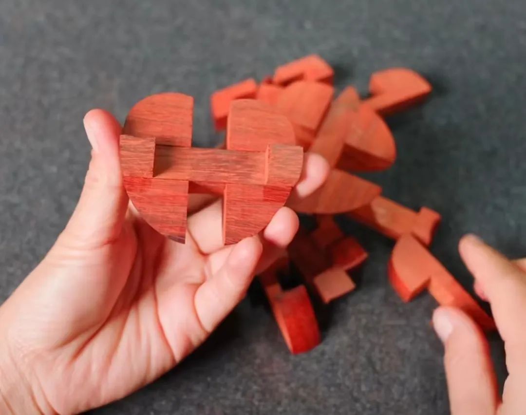 迷海钓、做木工、拍vlog、学古琴，你比你爸妈可差远了