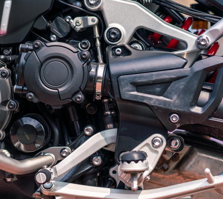 凯旋tiger1200配置对比,凯旋1200tigergtpro测试