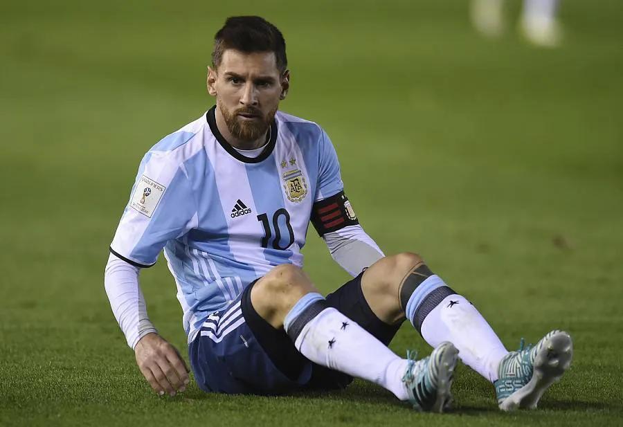 一个球王带领球队踢世界杯有多难,打造一个球星