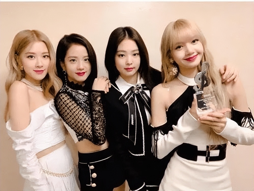 权志龙疑与YG解约,权志龙jennie分手了吗