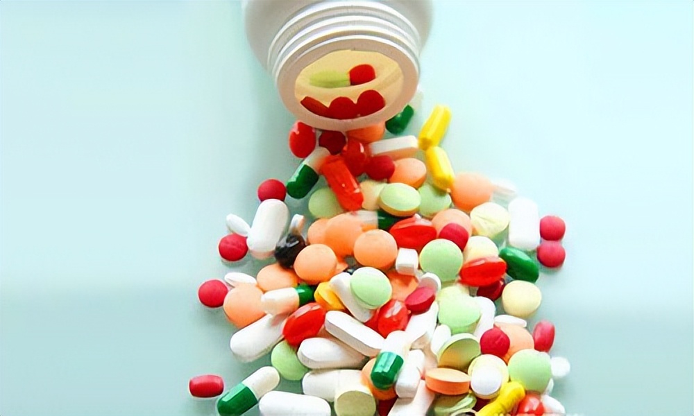 医生直言滥用这4类药会伤肾,医生提醒吃这5类药物尽量别喝酒