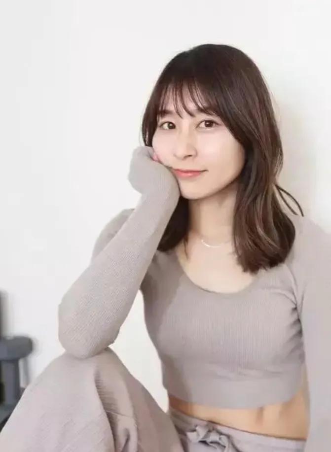 国足太太团真实身材,日本太太团巅峰颜值