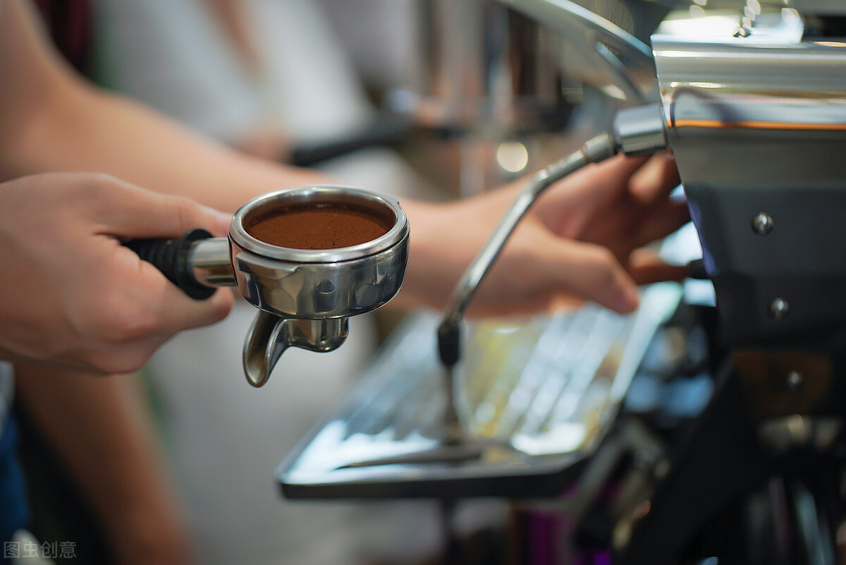 速溶咖啡和现磨咖啡味道不一样,速溶咖啡与现磨咖啡哪个危害小