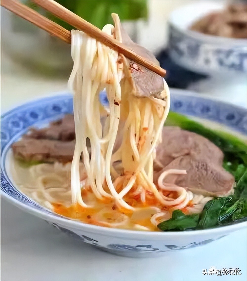 香喷喷的清炖羊肉,那碗热腾腾的面400字