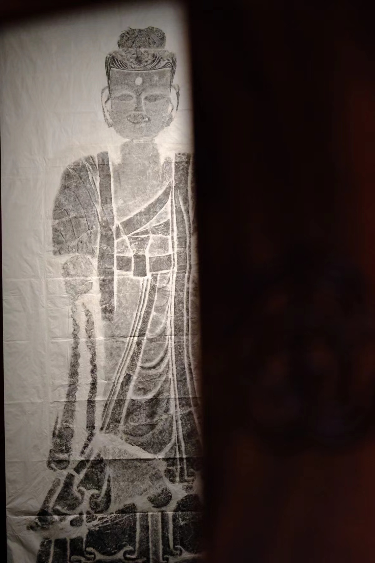 透过高浮雕拓片，一眼看遍河南境内9个石窟寺雕塑