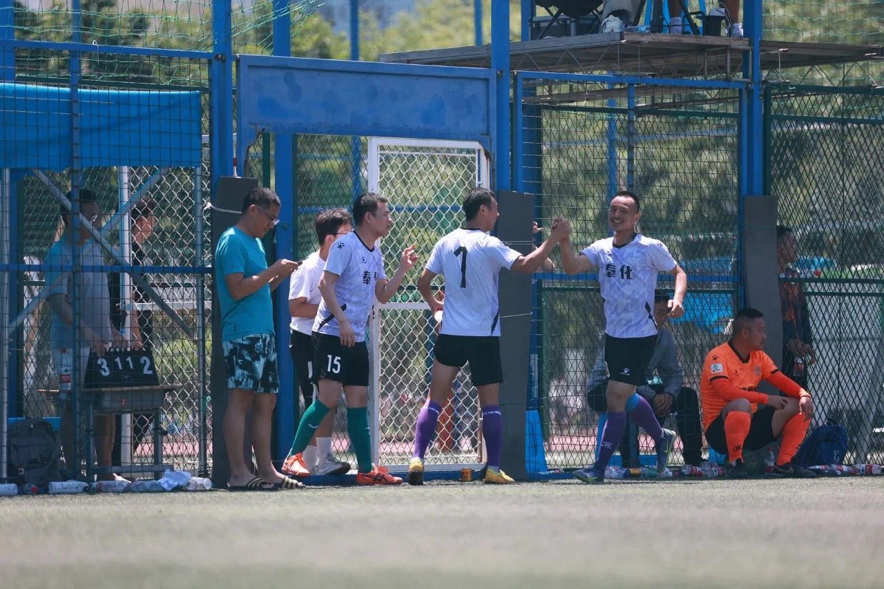 喜报：奉化区代表队勇夺宁波市全*运民**动会五人制足球总决赛冠军