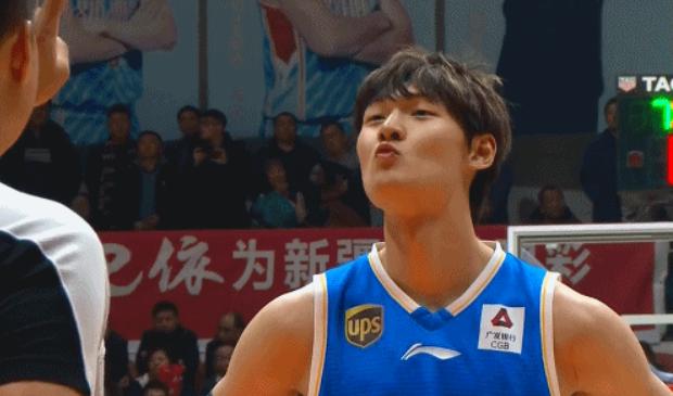 现任男篮第一人王哲林,王哲林总得分升至本土球员第一名