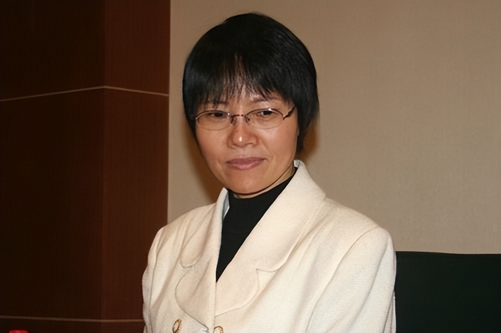 棋圣聂卫平结过几次婚,棋圣聂卫平是肠癌几期