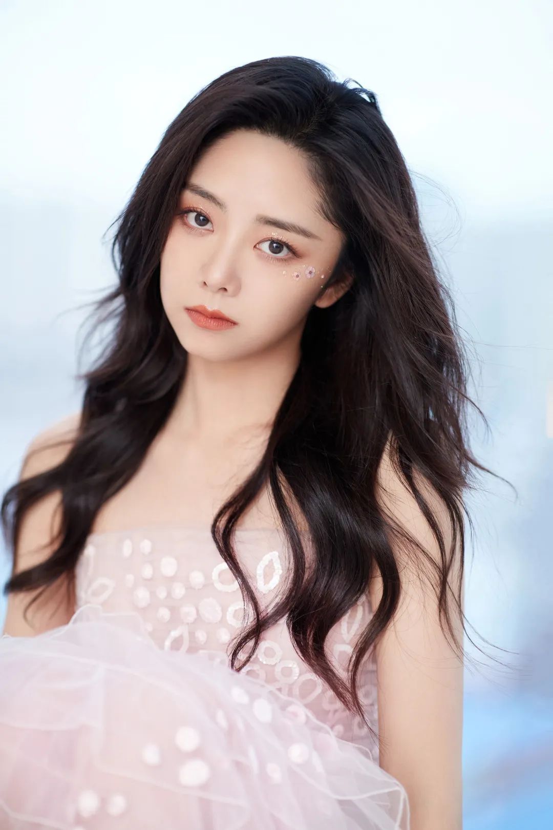 圆脸是最显年轻的脸,圆脸为什么那么耐看显年轻