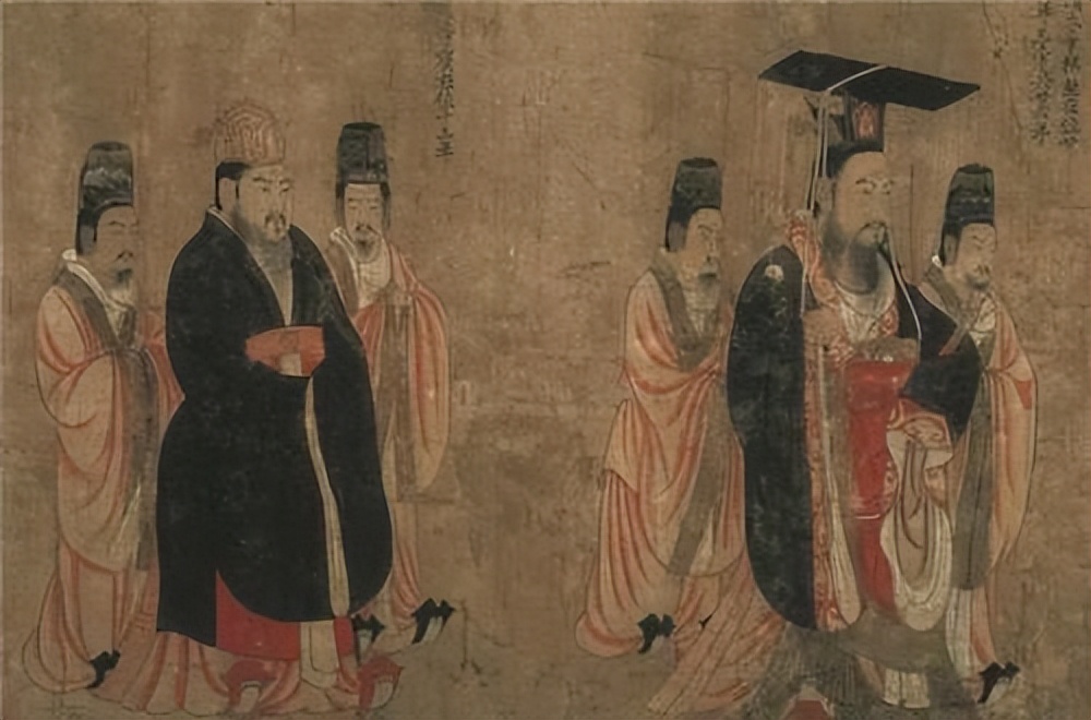 为什么古代人穿的鞋子脚尖竖起来,鞋子前头翘起来怎么办