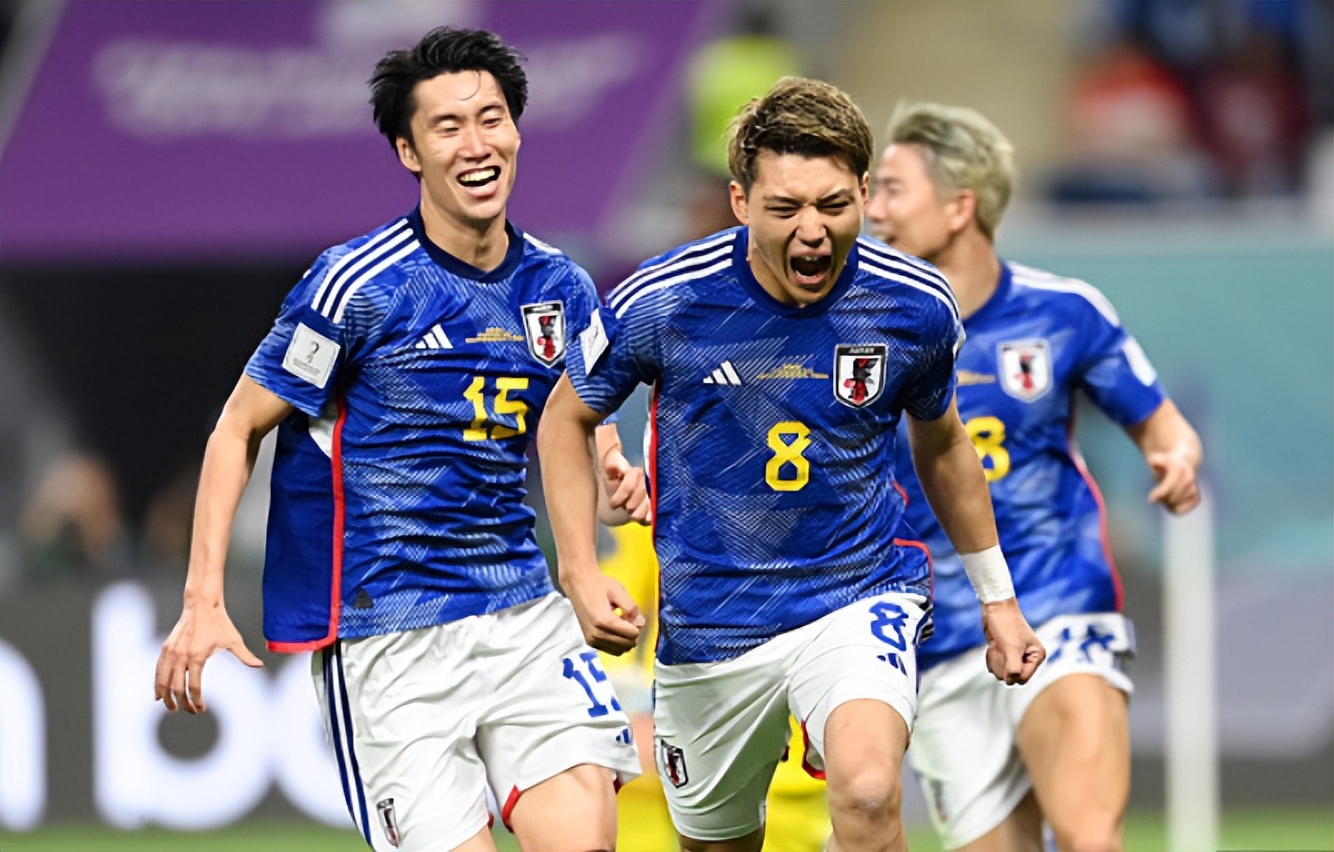 世界杯首轮趣味纪录：亚洲球队开挂，C罗梅西反差巨大