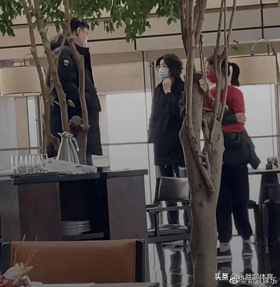 媒体姚明12岁女儿身高近1米9,姚明11岁女儿身高真的有一米七吗