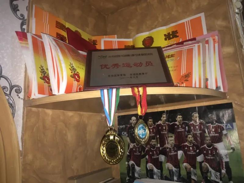 瓒崇悆濂冲缁村惥灏旀棌,瓒崇悆濂冲