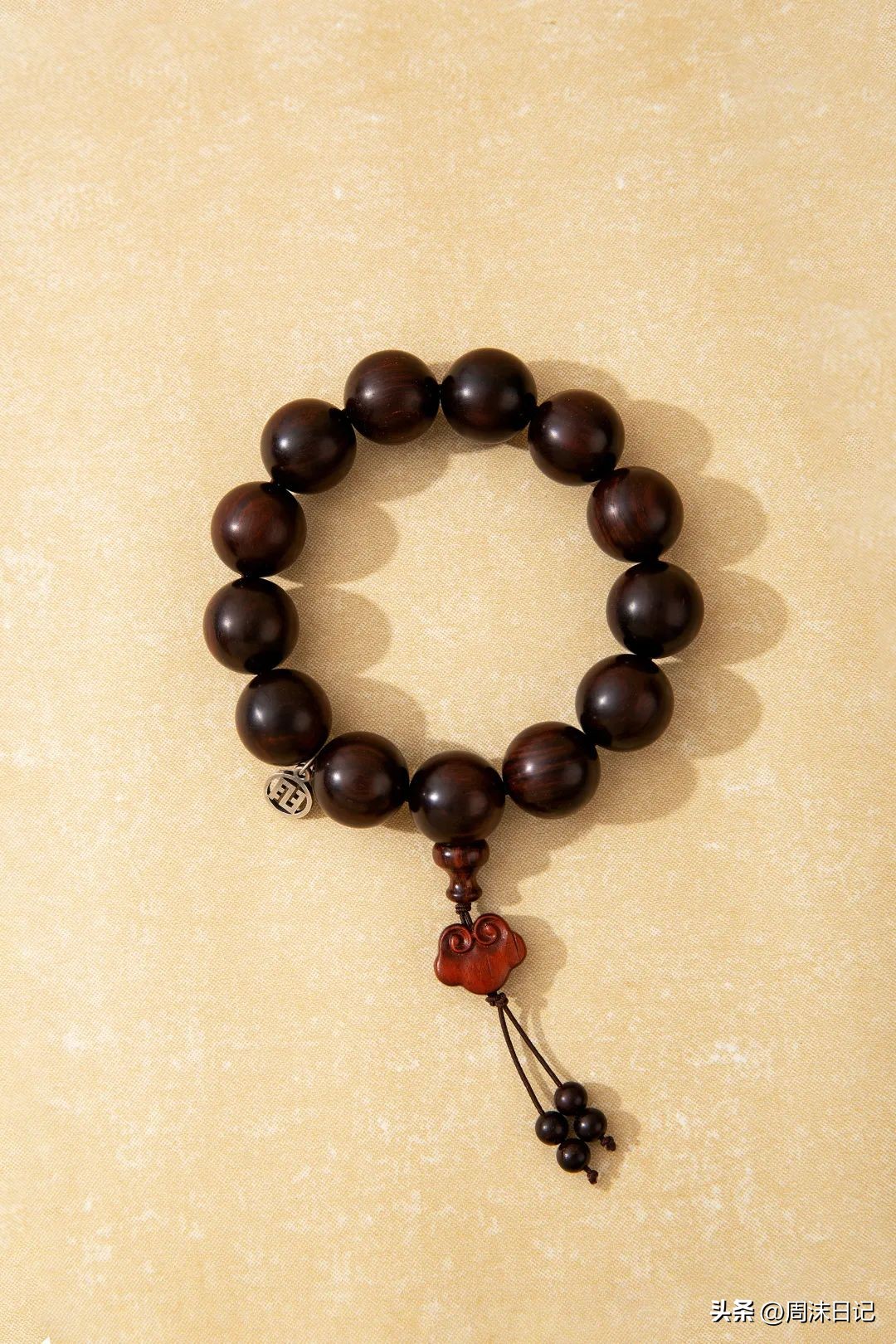 堪称“帝王之木”的印度小叶紫檀,越盘越好看,“真香”