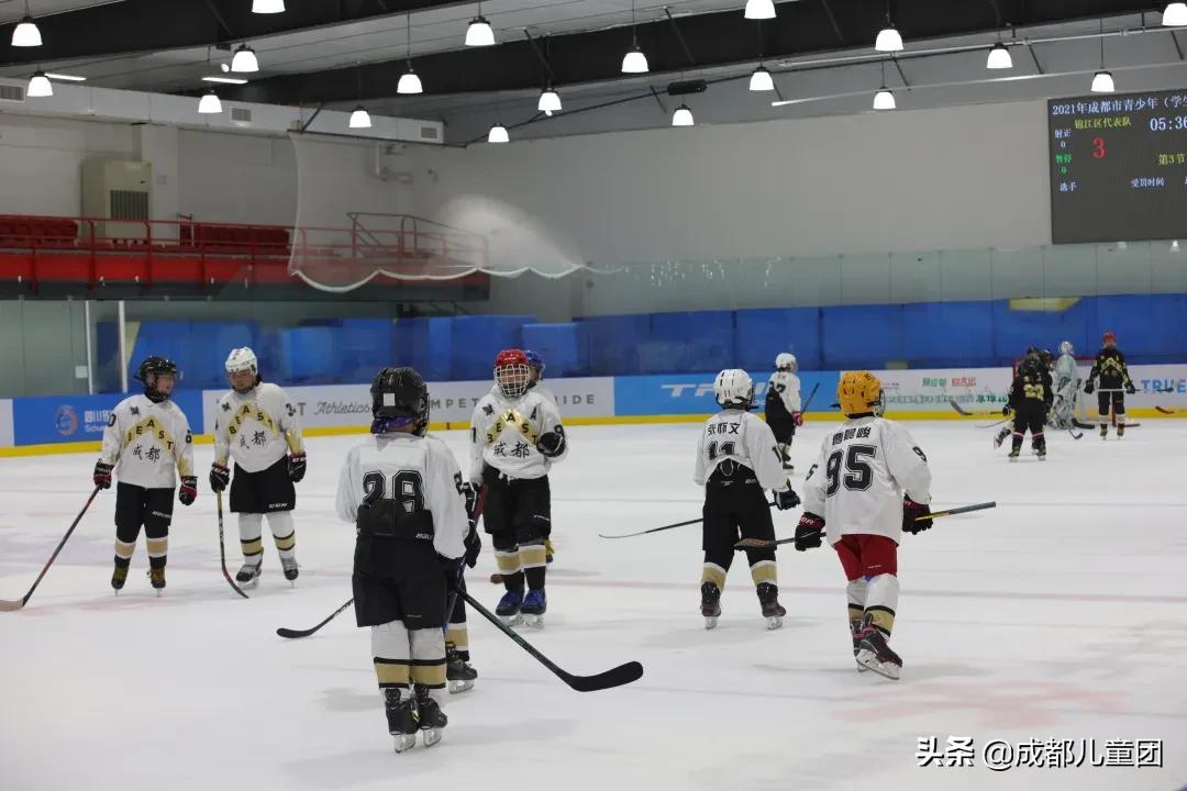成都儿童冰球训练,成都哪里可以学冰球啊