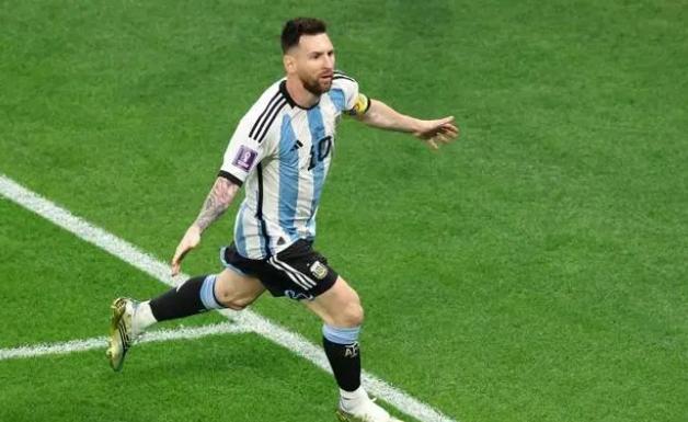 梅西20秒传球视频,梅西过人0.5秒双变向