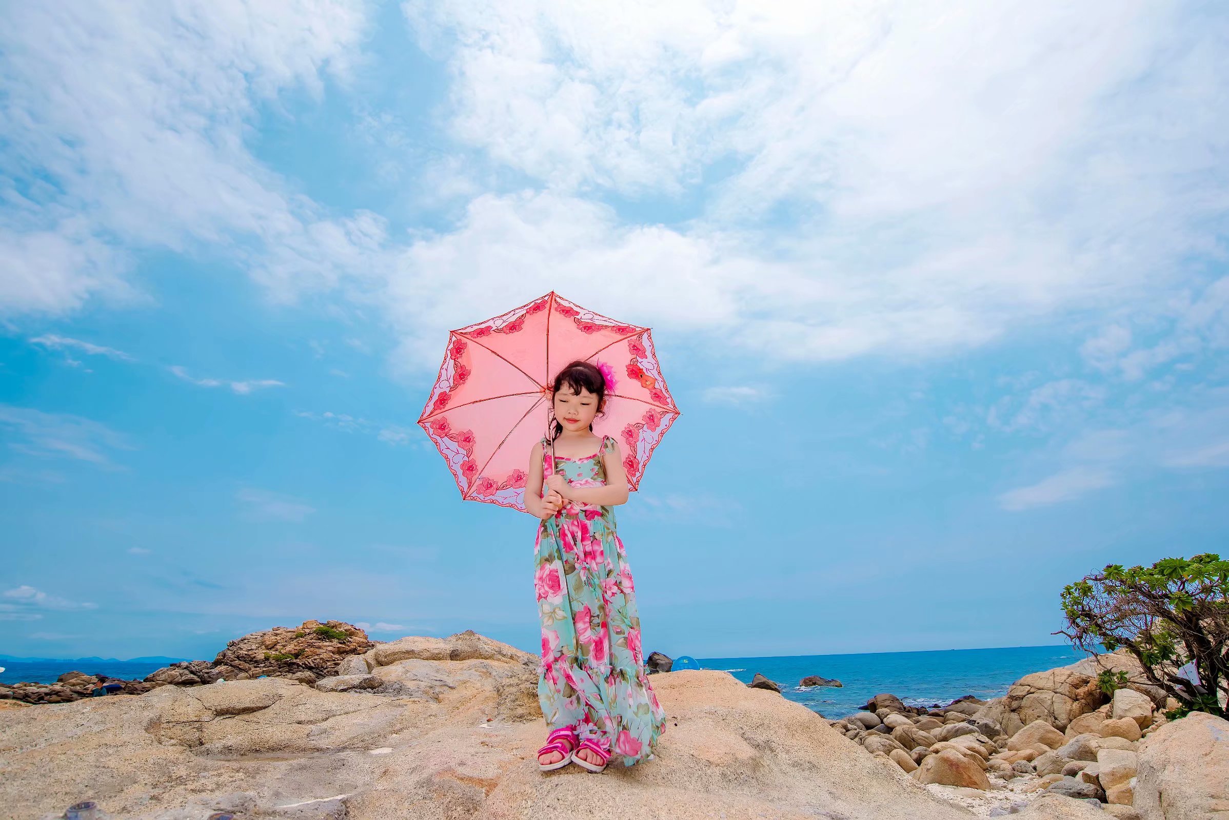 泰国三亚旅游对比,三亚和泰国旅游选择哪里