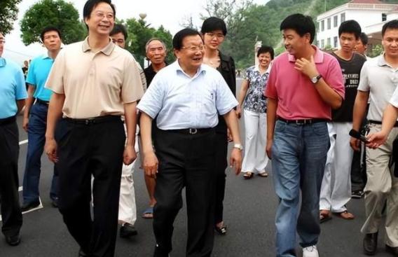 曾经风光无限的天下第一村华西村,天下第一村华西村现在经济状况