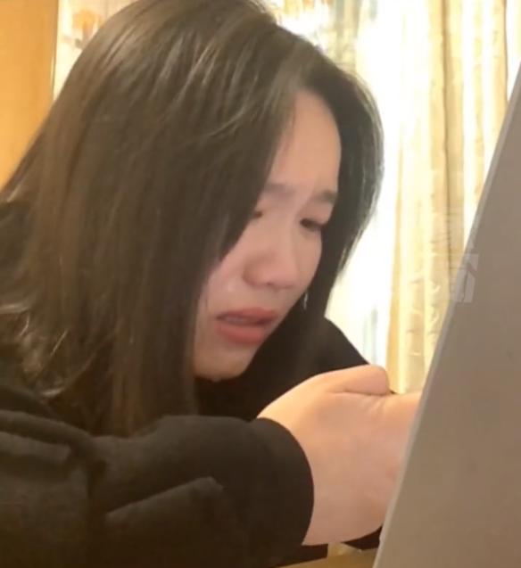 湖南考研查分激动瞬间,女生考研成绩比预估高20分