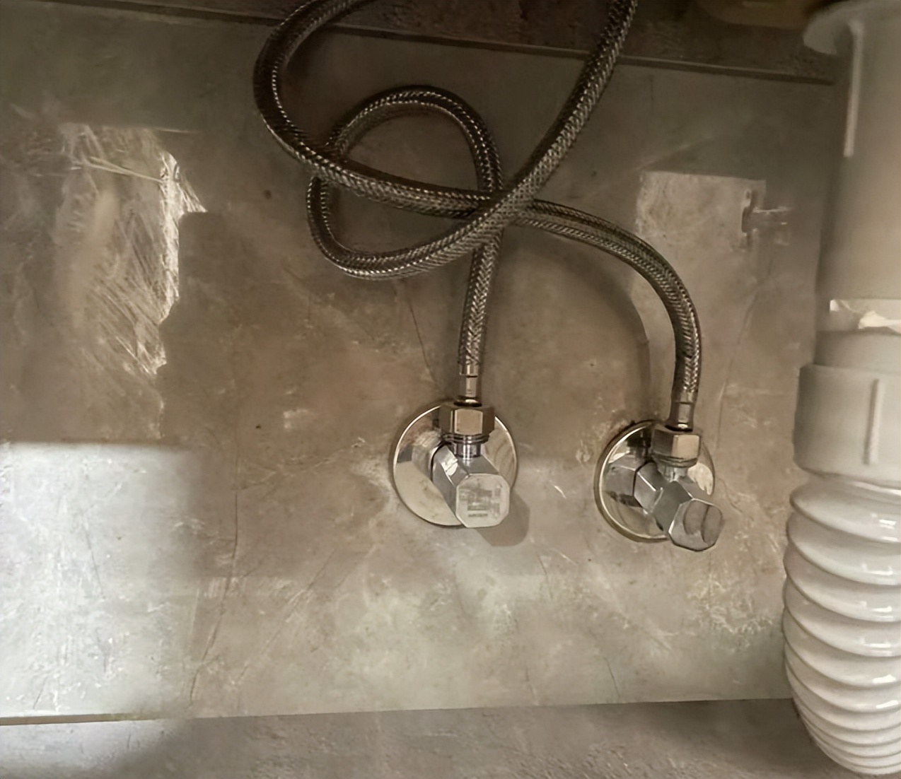 装修建材年前便宜还是年后便宜 (这9种装修建材勿买贵的)