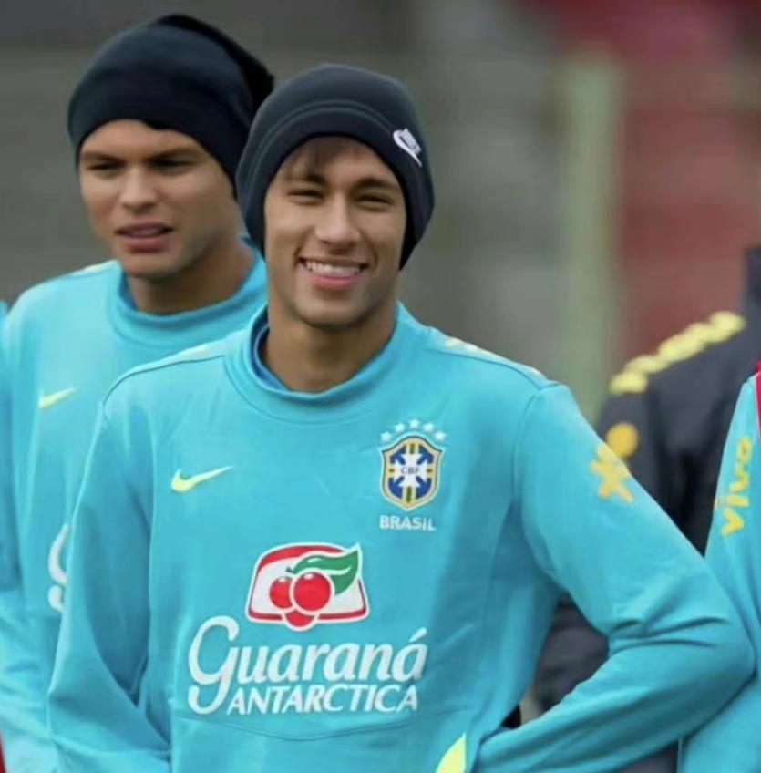 内马尔11岁儿子,内马尔9岁儿子