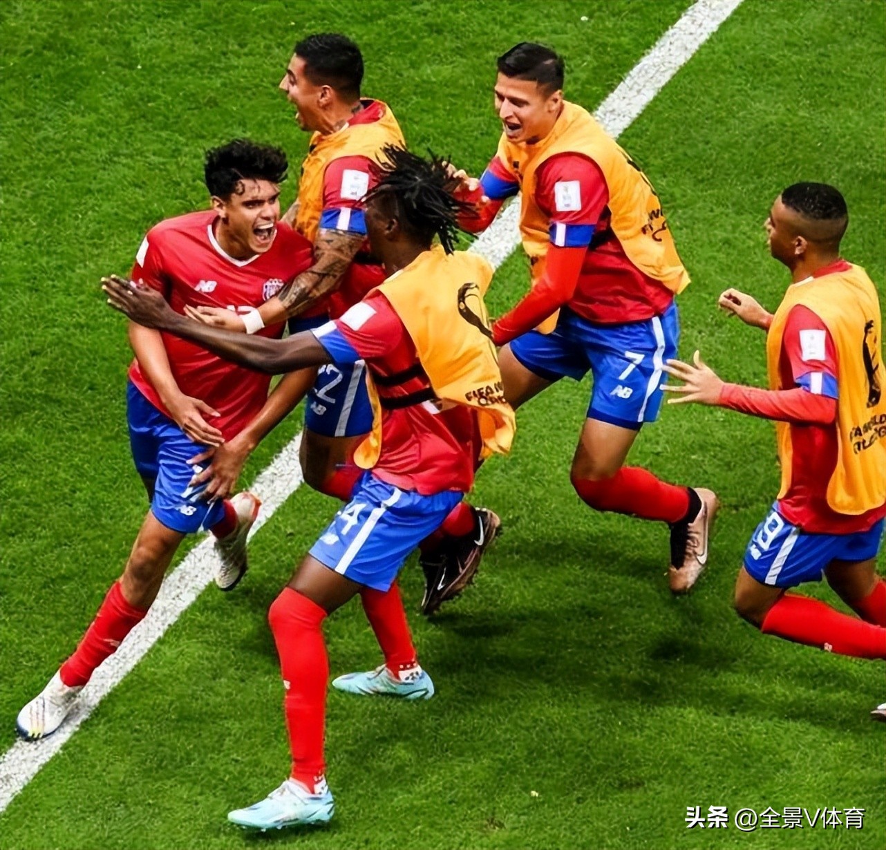 世界杯德国战车锁定胜利,德国2-4不敌荷兰集锦