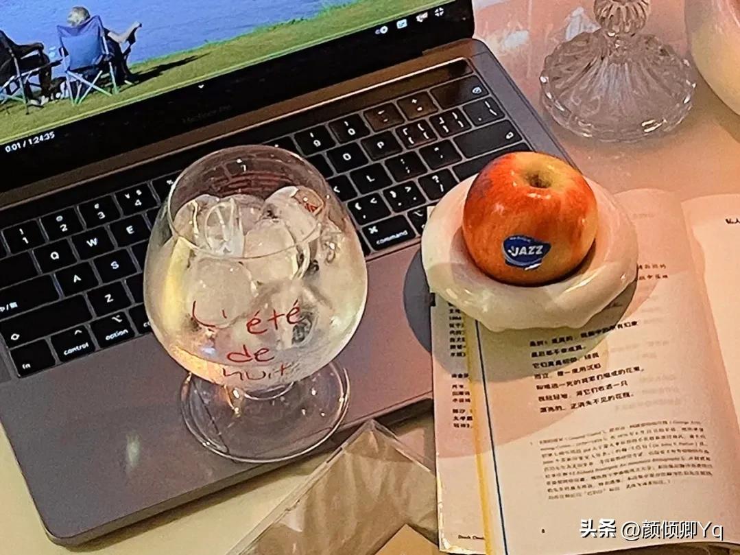 小众个性签名高级感短句,个性签名小众高级感爱情