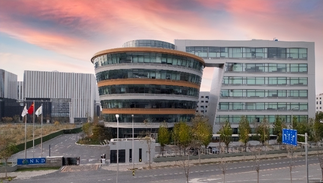 高质量发展和高效能治理,高质量发展高效能治理高品质生活