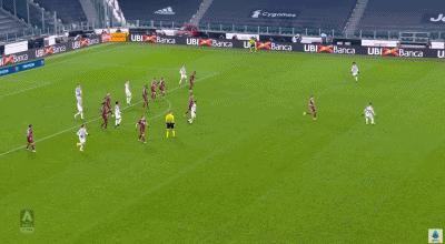 大展身手足坛最强角球直接破门,足坛30大精彩反击破门