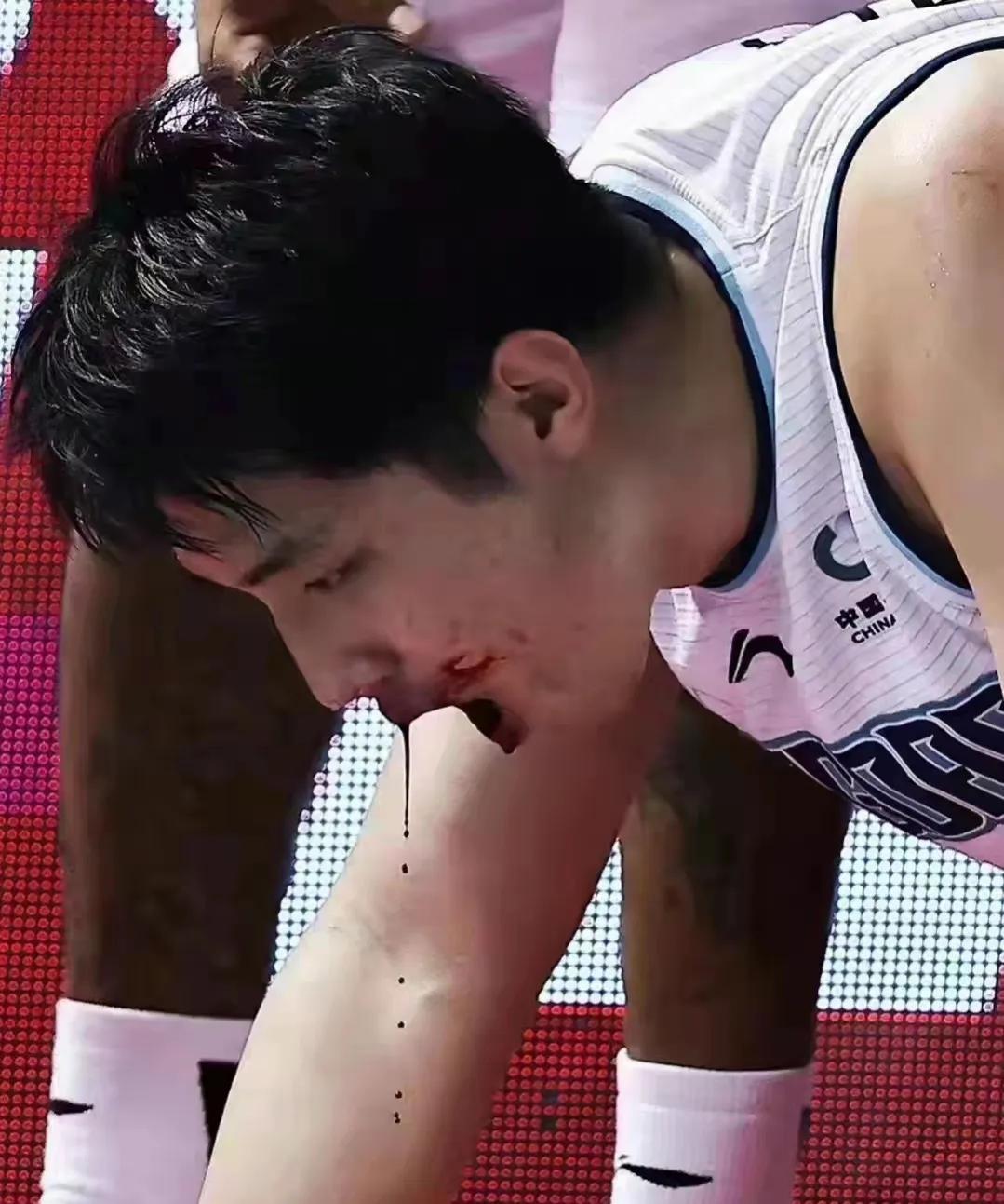 八倍镜再现球场,八倍镜还原