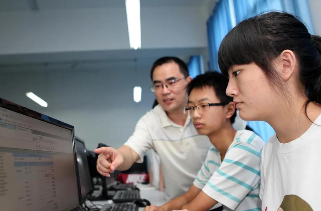 专科生就业前景好的专业推荐,专科生最容易就业的十个专业推荐