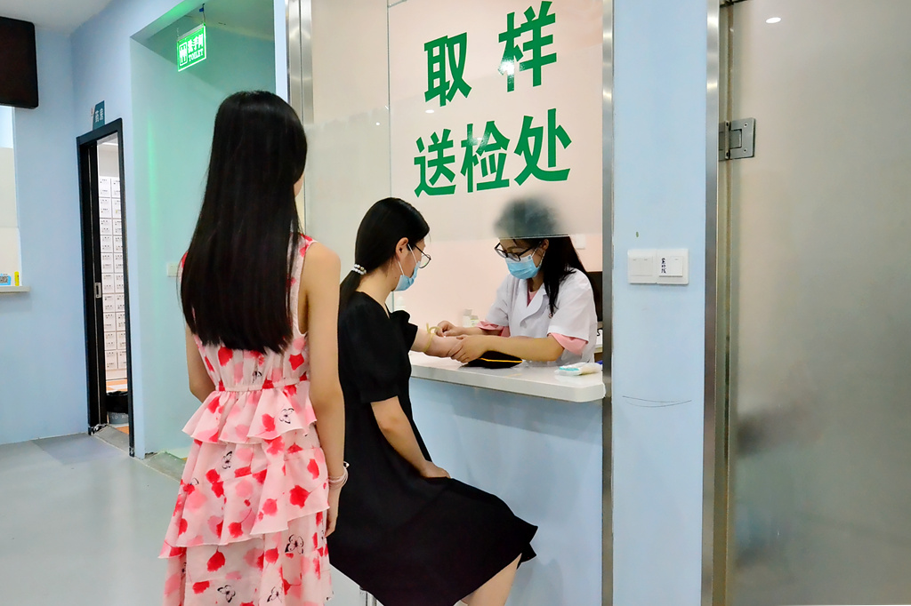 洛阳普康中医院,卫健局服务百姓健康义诊活动总结