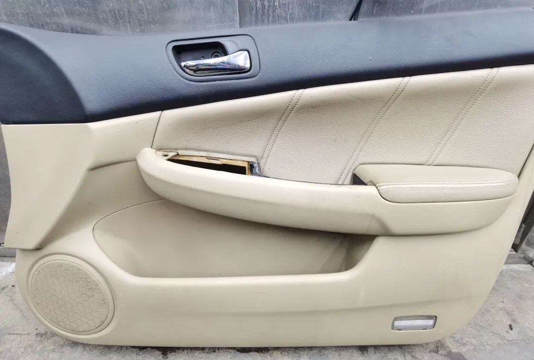 6代本田雅阁翻新改造全过程,本田六代雅阁老车翻新过程