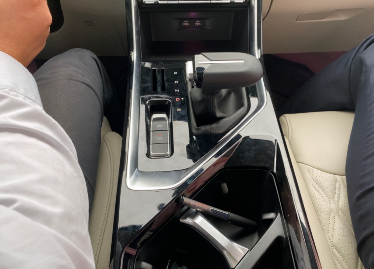 五菱星辰车主,五菱星辰车主开二三年后真实感受