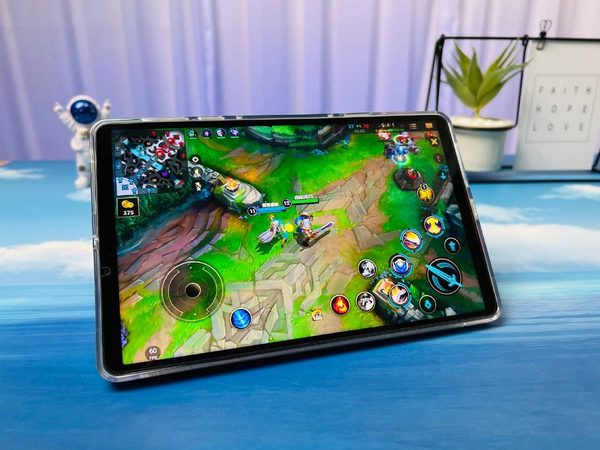 3.2hz第二代骁龙8什么水平,性能释放比较猛的骁龙8