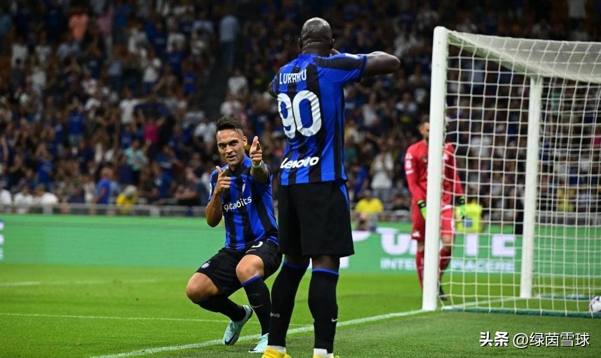 国米时隔12年重返欧冠8强赛,伊斯坦布尔奇迹之夜国米