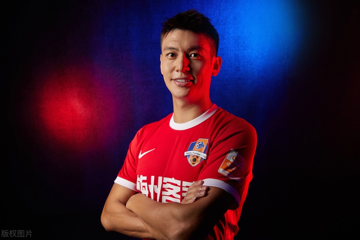 梅州客家足球俱乐部写真,梅州客家队海报